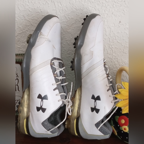 EUC Under Armour Men's Golf Shoes - Picture 4 of 12